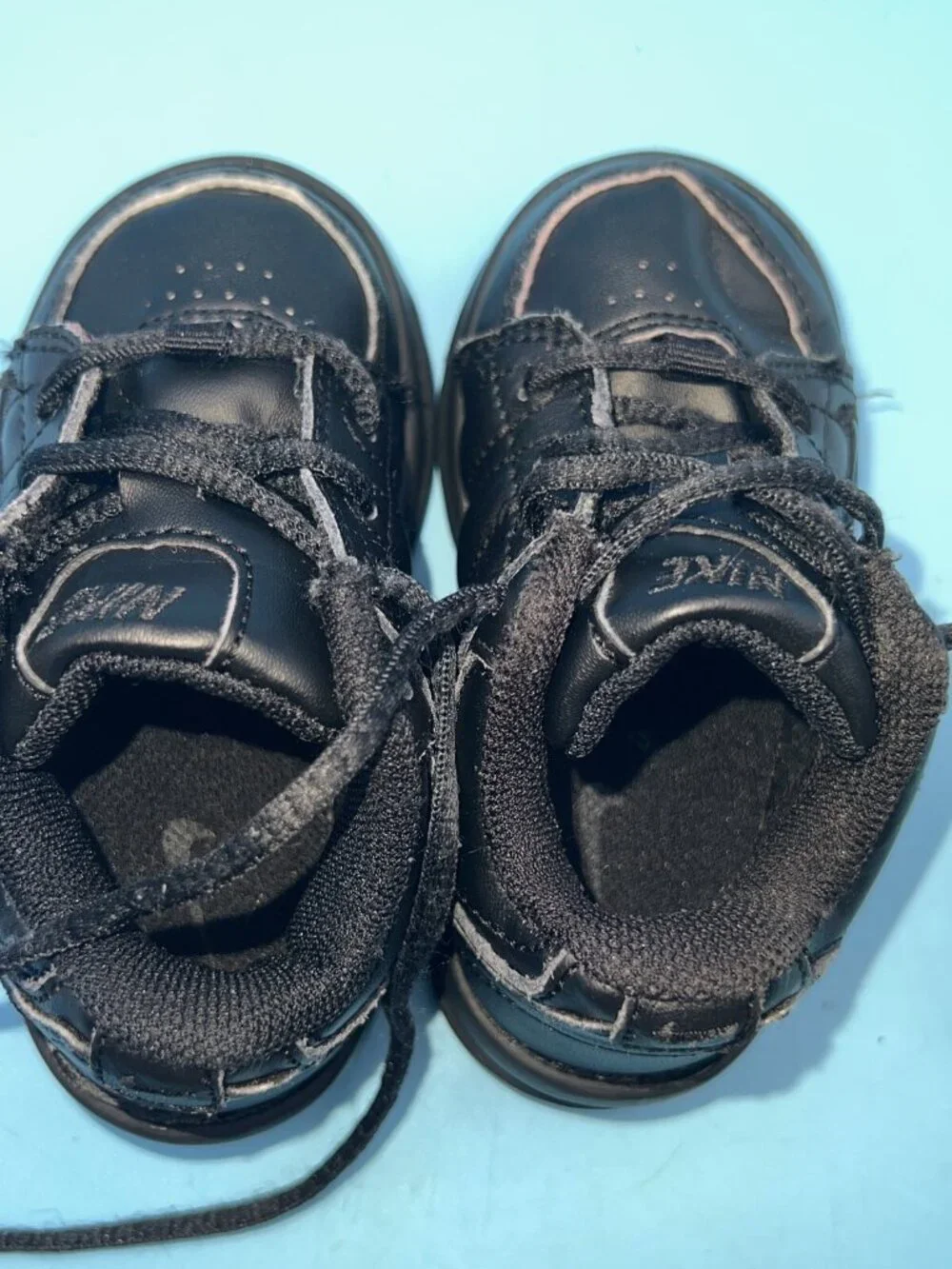 Nike Little VXT III Boy’s Black Sneakers 315556-002 Size 5C Youth Kids Boys